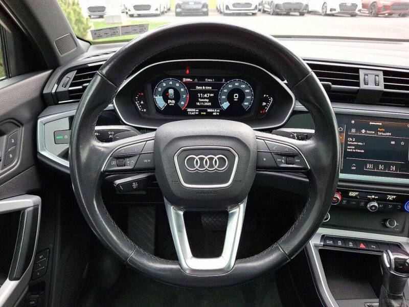 2022 Audi Q3 quattro S line Premium 45 TFSI