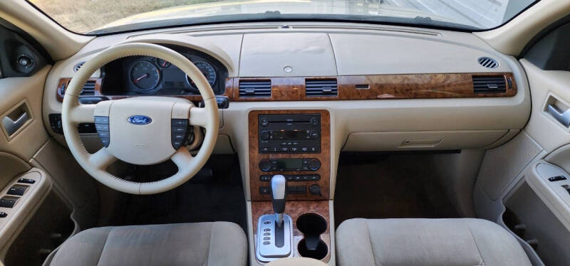 2005 Ford Five Hundred SEL