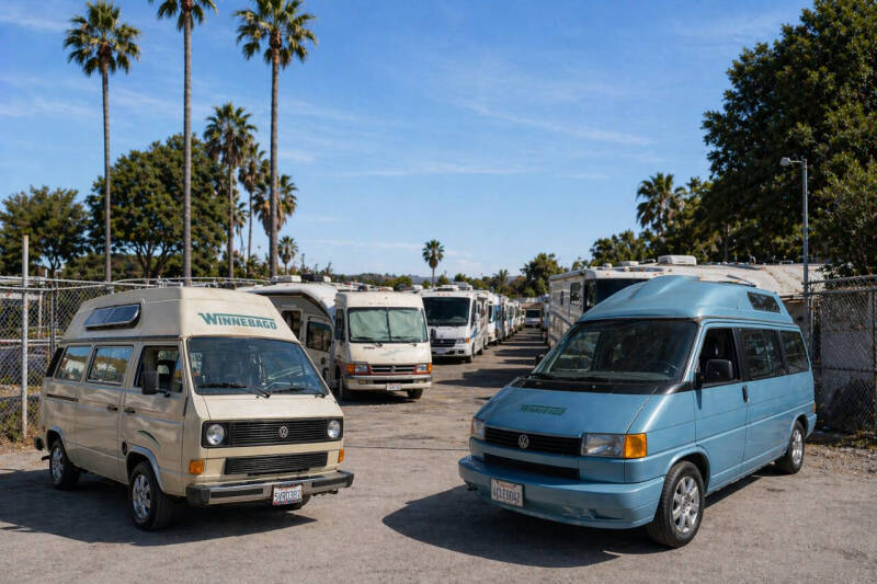 1993 Winnebago Camper