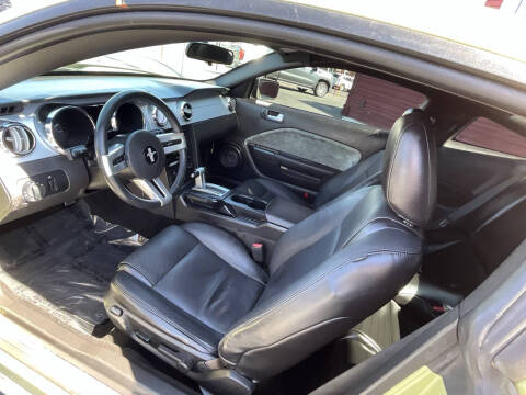 2006 Ford Mustang V6 Premium