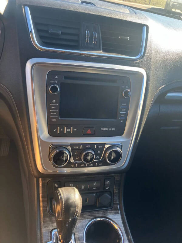 2016 GMC Acadia SLT-1