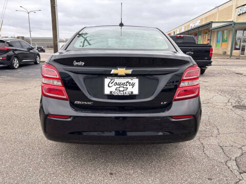 2017 Chevrolet Sonic LT Auto