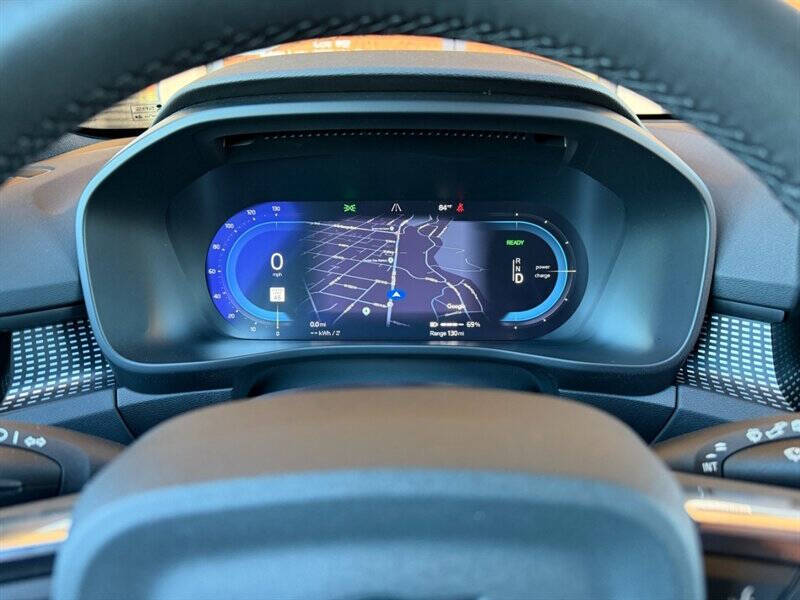 2022 Volvo XC40 Recharge Twin Core