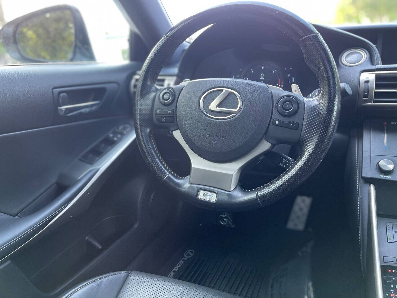 2016 Lexus IS 300  - $17,035