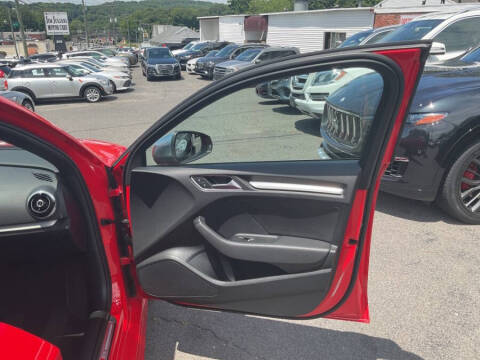 2016 Audi S3 2.0T quattro Premium Plus