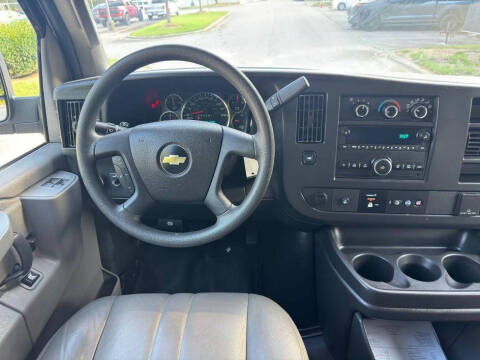 2018 Chevrolet Express LS 3500