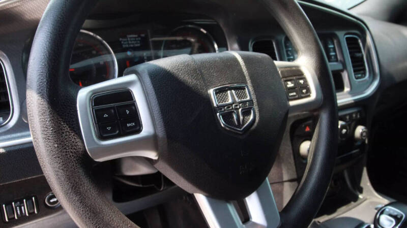 2013 Dodge Charger SE