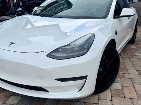 2021 Tesla Model 3 Standard Range Plus