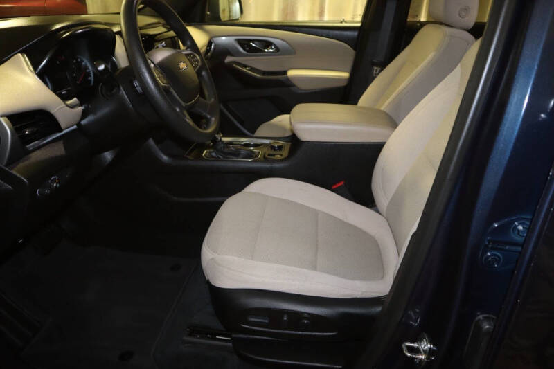 2022 Chevrolet Traverse LS