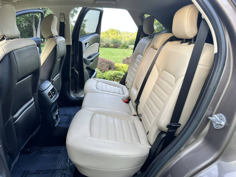 2019 Ford Edge SEL