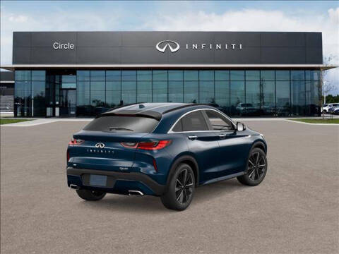 2025 Infiniti QX55 Essential