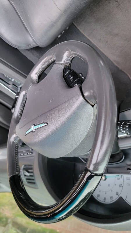 2002 Ford Thunderbird Deluxe