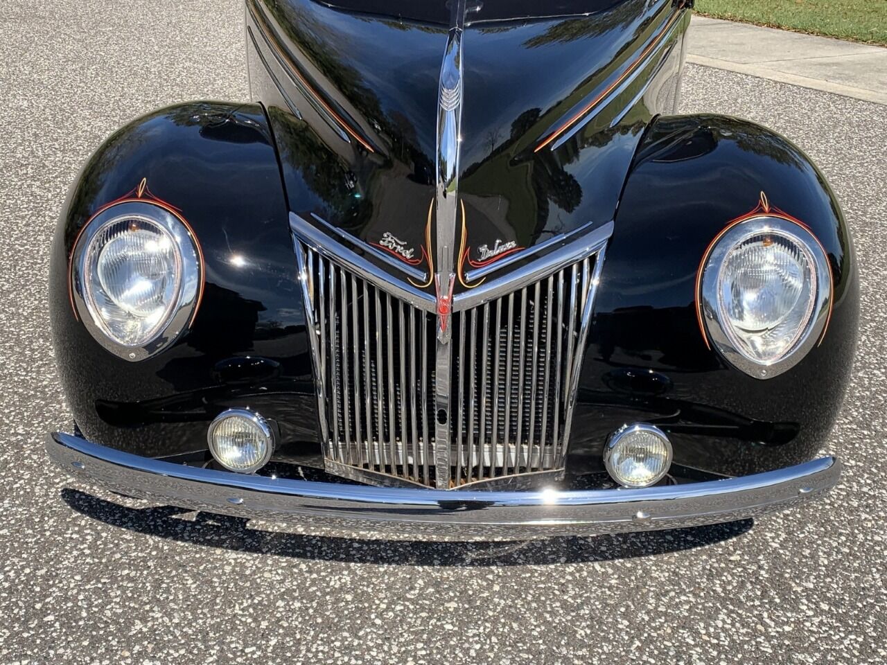 1939 Ford Deluxe 9
