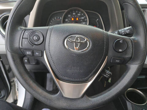 2013 Toyota RAV4 LE