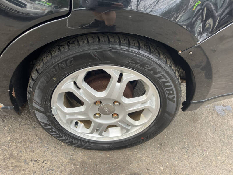 2008 Ford Focus SES