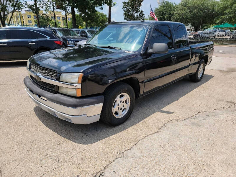2004 Chevrolet Silverado 1500 for sale at DANNY AUTO SALES in Dallas TX