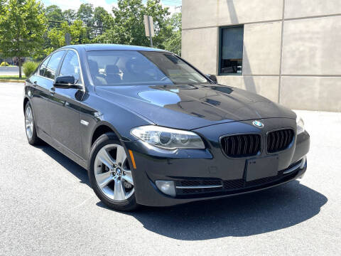 2013 BMW 5 Series for sale at Ultimate Motors in Port Monmouth NJ