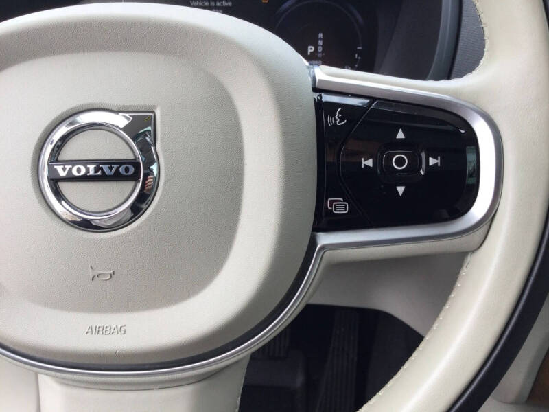 2021 Volvo XC90 Recharge T8 Inscription Expression 7P