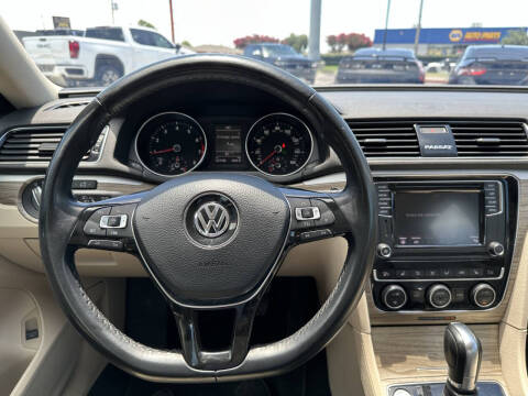 2018 Volkswagen Passat 2.0T SE