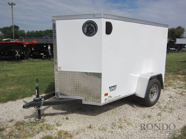 2024 Darkhorse Enclosed Cargo DHW5X8SA30 for sale at Rondo Truck & Trailer in Sycamore IL