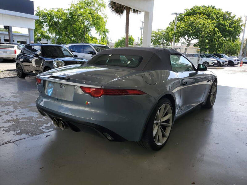 2014 Jaguar F-TYPE S