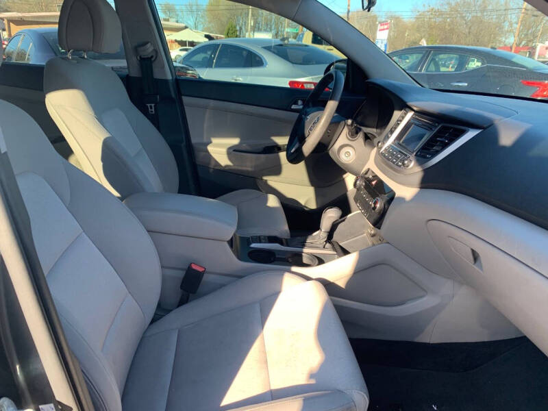 2017 Hyundai Tucson SE Plus