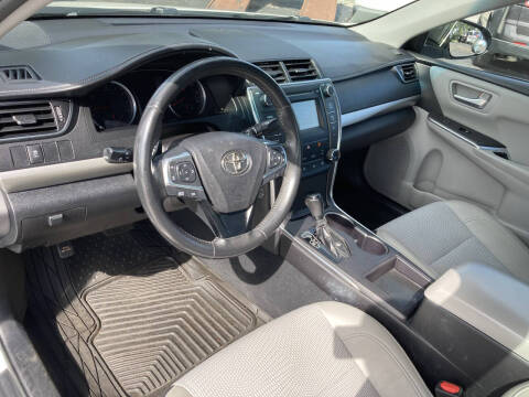 2017 Toyota Camry SE