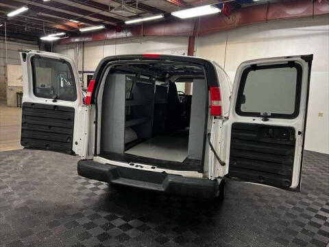 2017 Chevrolet Express 2500