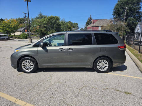 2012 Toyota Sienna
