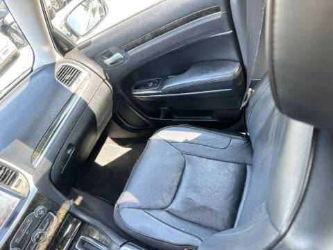 2017 Chrysler 300 C