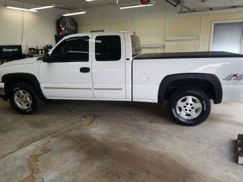 2006 Chevrolet Silverado 1500 for sale at MADDEN MOTORS INC in Peru IN