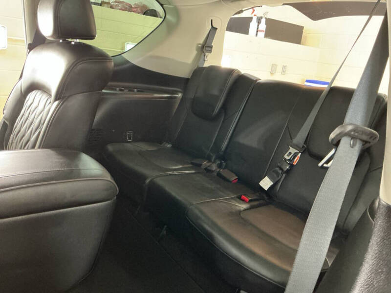 2022 Nissan Armada Platinum