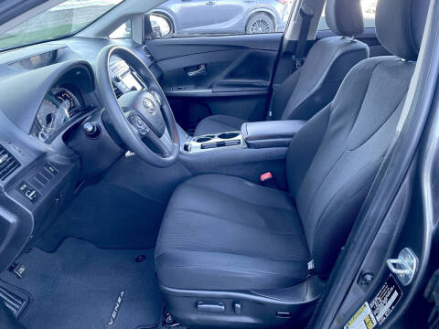 2015 Toyota Venza LE