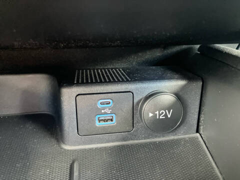 2023 Ford Escape Hybrid ST-Line