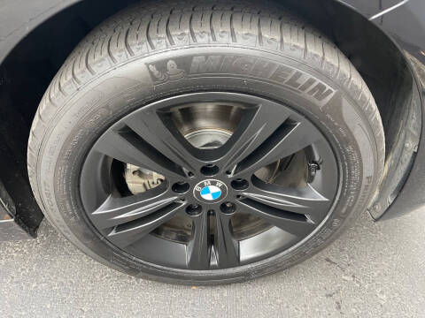 2017 BMW 3 Series 330i