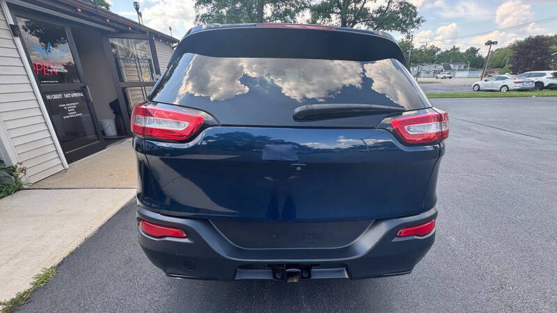 2018 Jeep Cherokee Latitude Plus