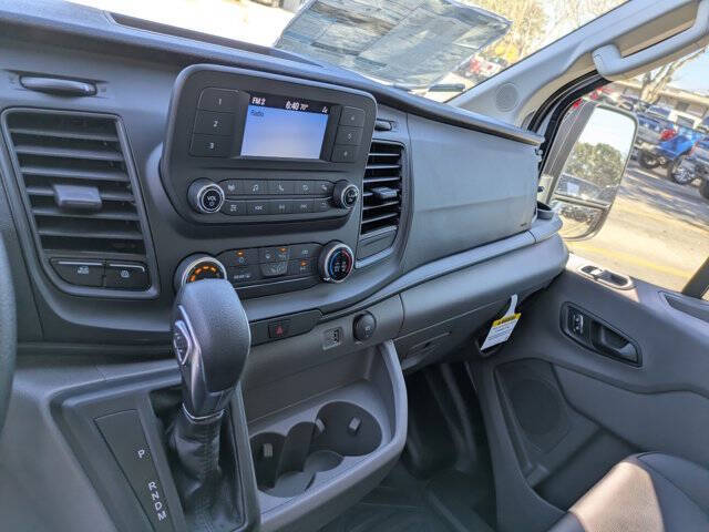 2025 Ford Transit