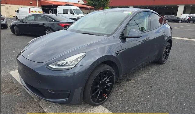 2023 Tesla Model Y Long Range