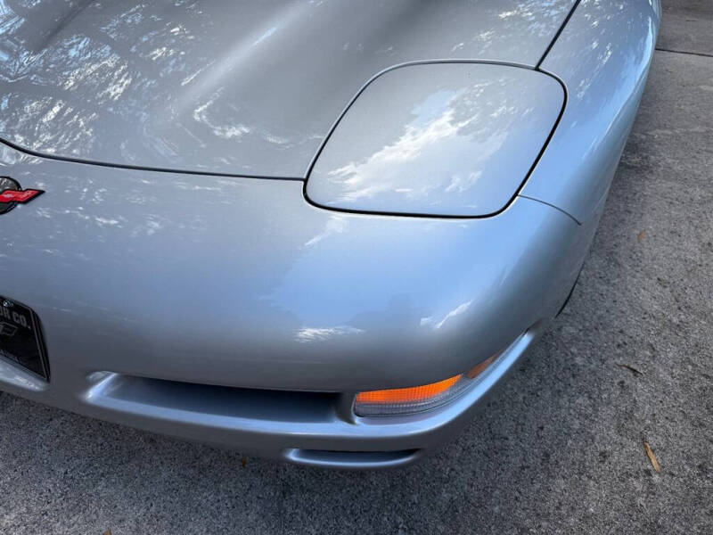 2004 Chevrolet Corvette