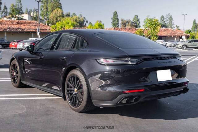 2023 Porsche Panamera GTS