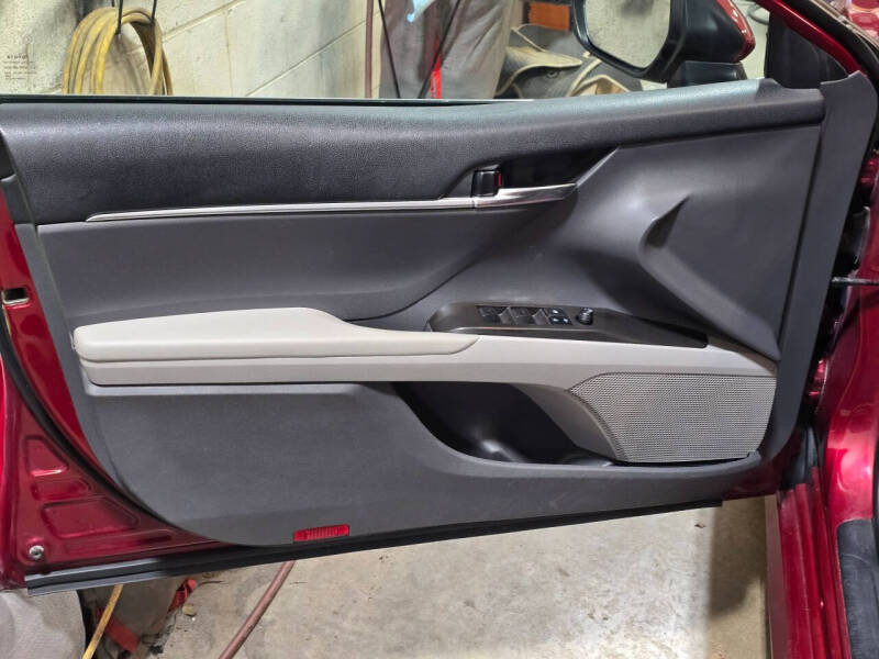 2022 Toyota Camry LE