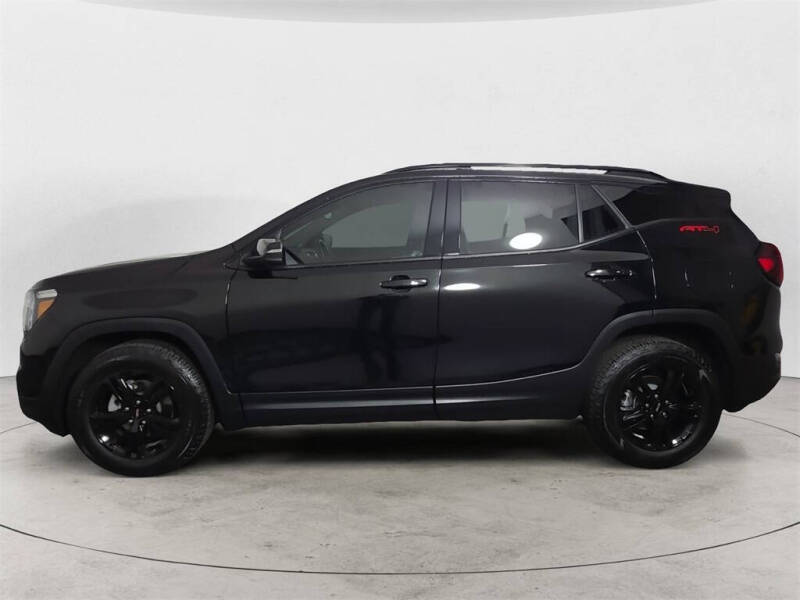 2024 GMC Terrain AT4