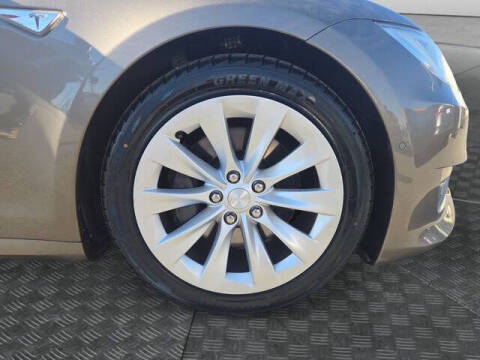 2016 Tesla Model S 75D