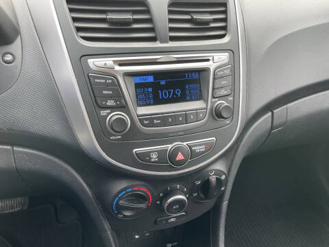 2015 Hyundai Accent GS