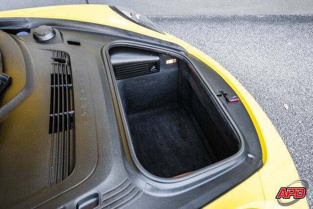 2018 Porsche 911 Carrera T