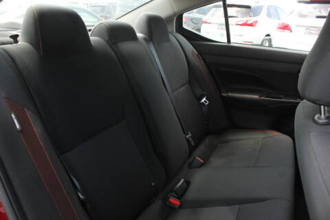 2020 Nissan Versa SR