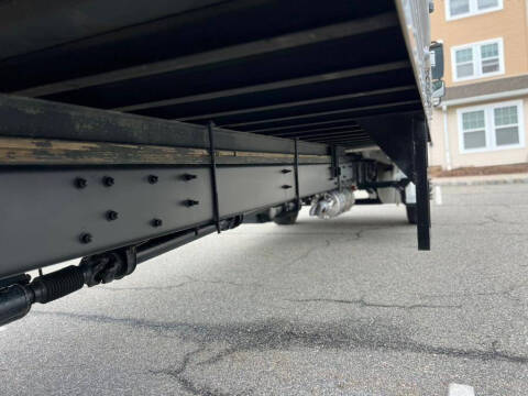 2020 Freightliner M2 106