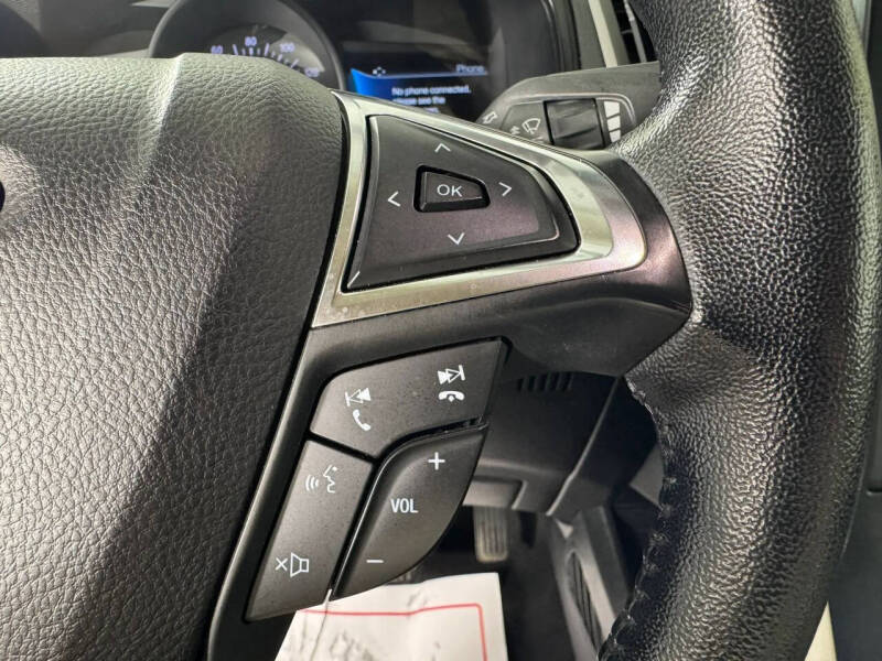 2023 Ford Edge