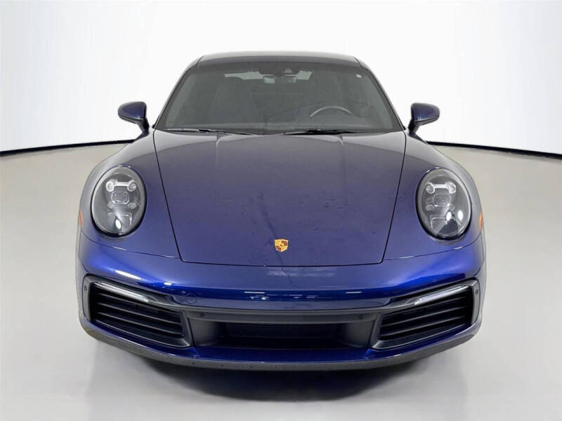 2022 Porsche 911 Carrera 4 GTS