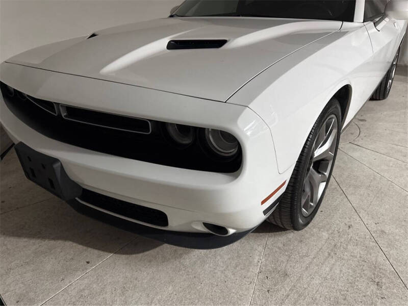 2017 Dodge Challenger SXT